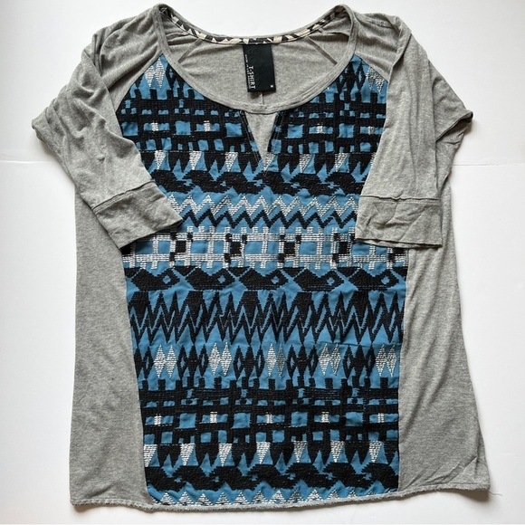 Dolan T-Shirt Anthropologie Blue & Gray  Lamai Embroidered Top Southwestern Sz M - Picture 12 of 15